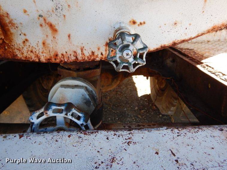 image for item DI8669 1974 Chevrolet C50  water truck