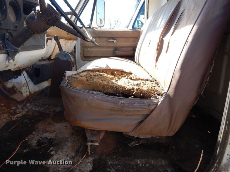 image for item DI8669 1974 Chevrolet C50  water truck