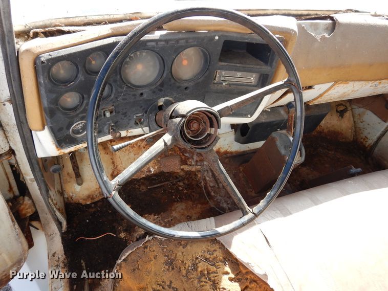 image for item DI8669 1974 Chevrolet C50  water truck