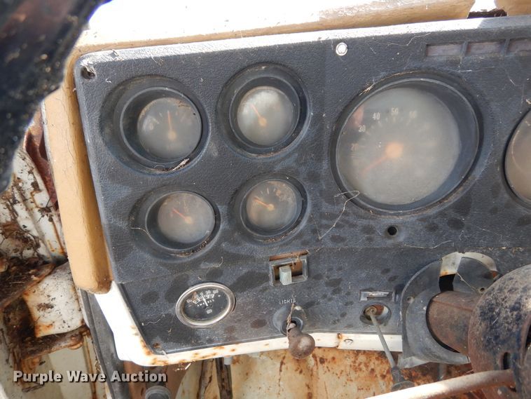 image for item DI8669 1974 Chevrolet C50  water truck