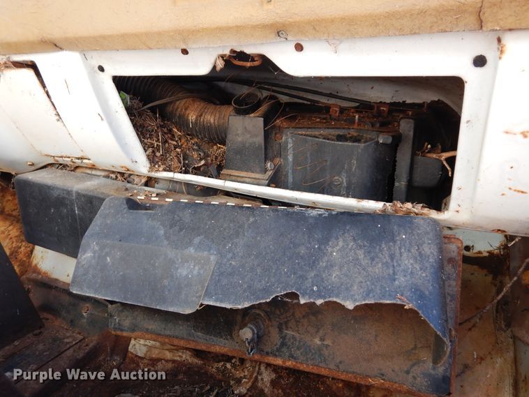 image for item DI8669 1974 Chevrolet C50  water truck