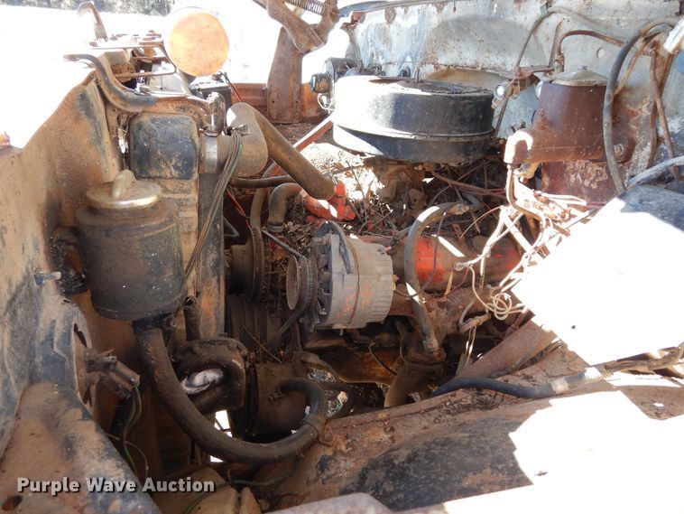 image for item DI8669 1974 Chevrolet C50  water truck