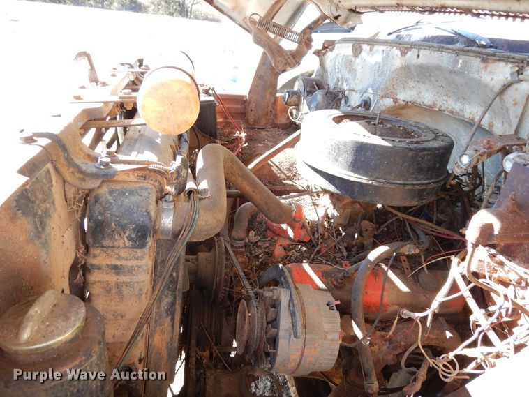 image for item DI8669 1974 Chevrolet C50  water truck