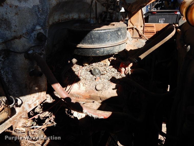 image for item DI8669 1974 Chevrolet C50  water truck