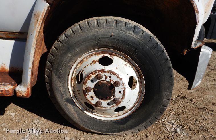 image for item DI8669 1974 Chevrolet C50  water truck