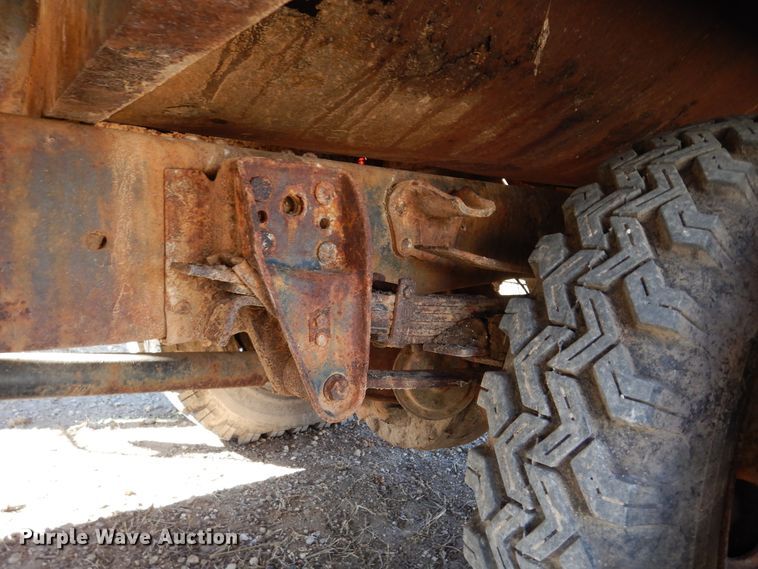 image for item DI8669 1974 Chevrolet C50  water truck