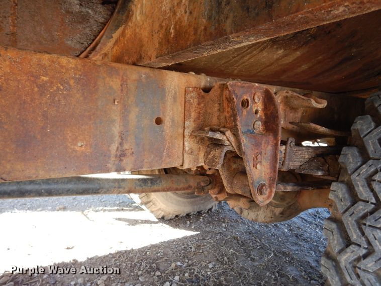 image for item DI8669 1974 Chevrolet C50  water truck