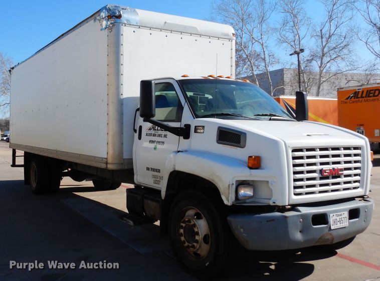image for item DI8681 2007 GMC C7500  box truck