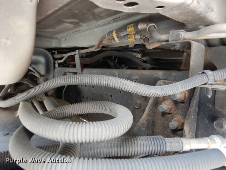 image for item DI8681 2007 GMC C7500  box truck