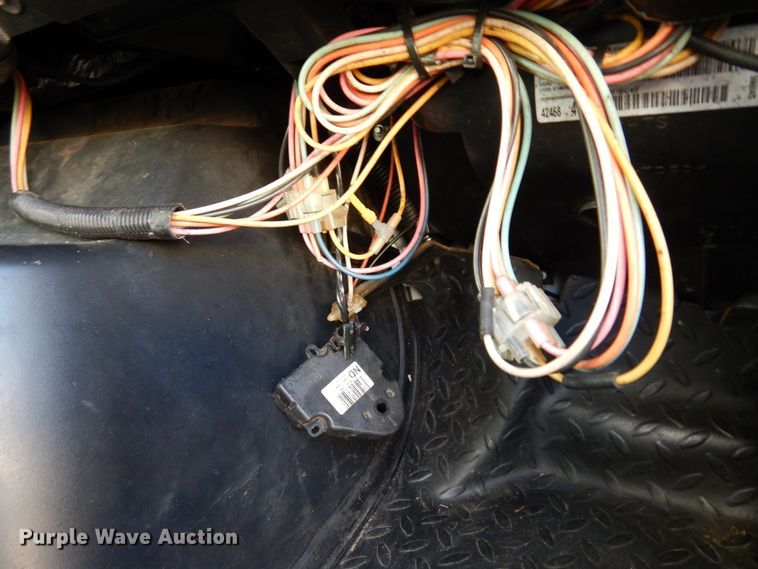 image for item DI8681 2007 GMC C7500  box truck