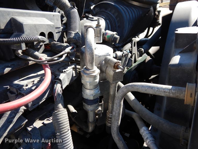 image for item DI8681 2007 GMC C7500  box truck