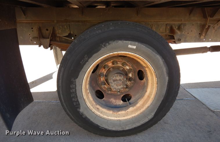 image for item DI8681 2007 GMC C7500  box truck