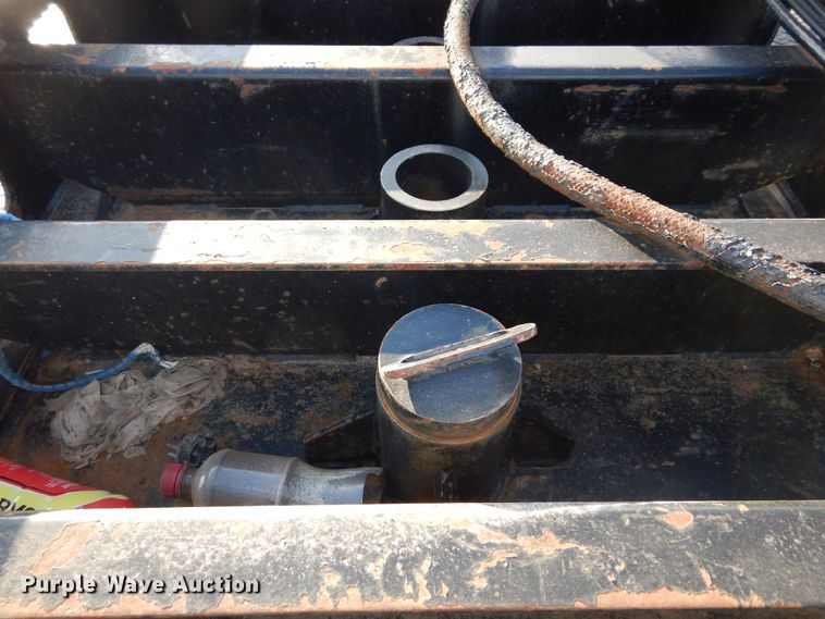 image for item DI8688 1998 Kalyn Siebert KSHRG-3-50TXT  lowboy equipment trailer