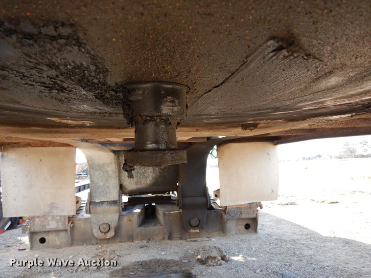 image for item DI8688 1998 Kalyn Siebert KSHRG-3-50TXT  lowboy equipment trailer