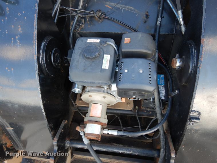 image for item DI8688 1998 Kalyn Siebert KSHRG-3-50TXT  lowboy equipment trailer