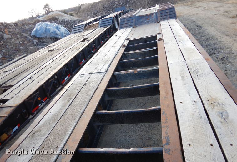 image for item DI8688 1998 Kalyn Siebert KSHRG-3-50TXT  lowboy equipment trailer