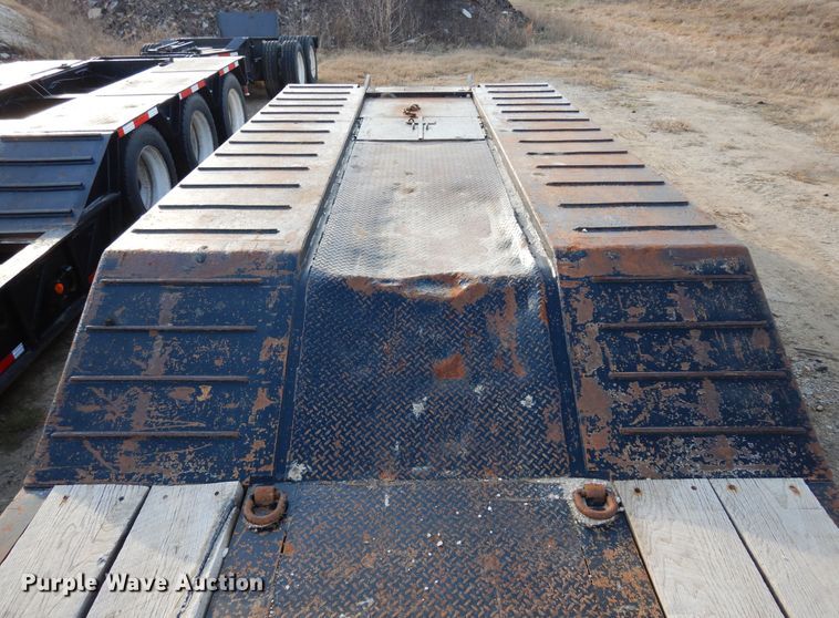 image for item DI8688 1998 Kalyn Siebert KSHRG-3-50TXT  lowboy equipment trailer