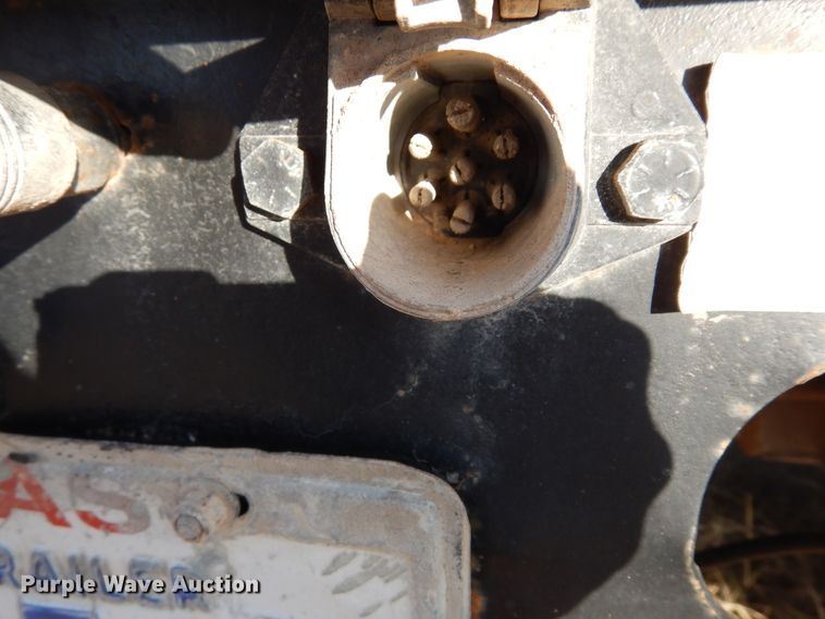 image for item DI8688 1998 Kalyn Siebert KSHRG-3-50TXT  lowboy equipment trailer