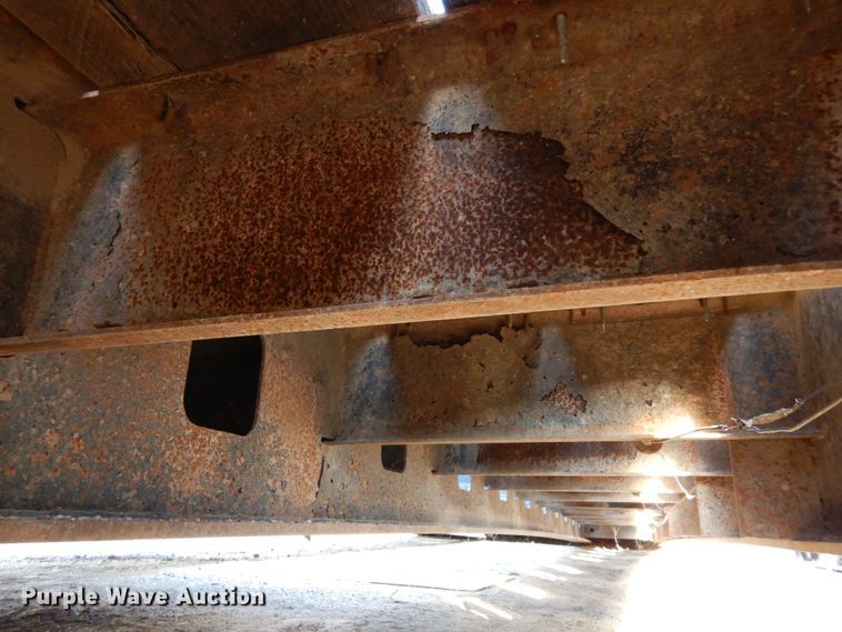 image for item DI8688 1998 Kalyn Siebert KSHRG-3-50TXT  lowboy equipment trailer