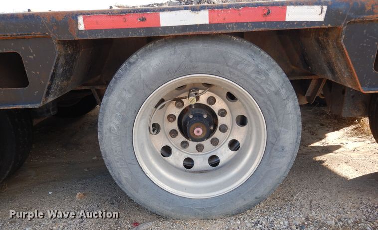 image for item DI8688 1998 Kalyn Siebert KSHRG-3-50TXT  lowboy equipment trailer