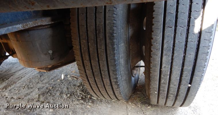 image for item DI8688 1998 Kalyn Siebert KSHRG-3-50TXT  lowboy equipment trailer