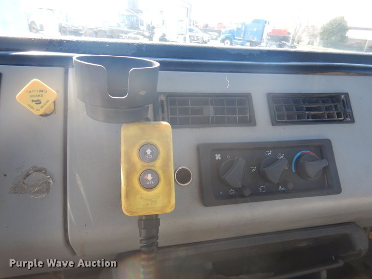 image for item DJ3812 1997 Freightliner FL70  roll-off container truck