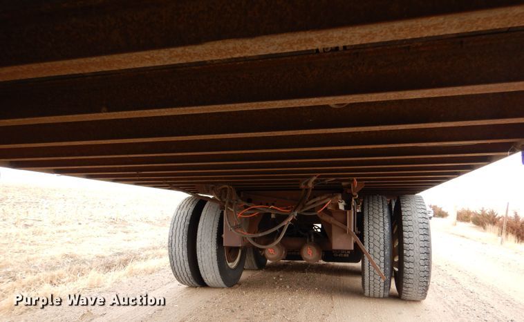 image for item DK7254 2001 Utility  dry van trailer