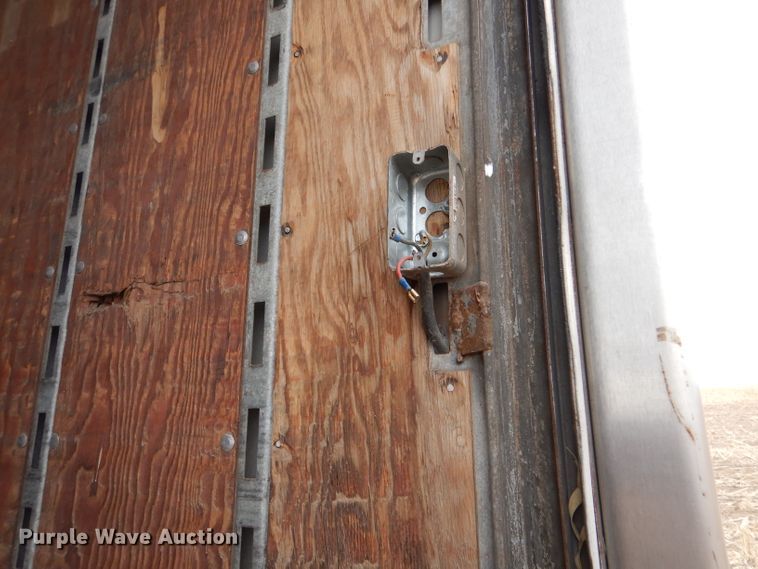 image for item DK7254 2001 Utility  dry van trailer