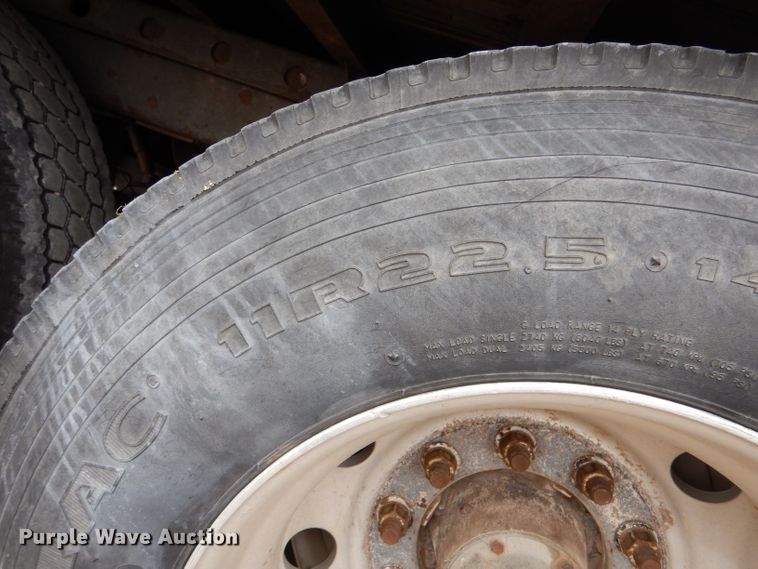 image for item DK7254 2001 Utility  dry van trailer