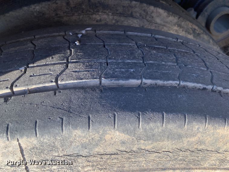 image for item DL6916 1977 Birmingham 822 DLS  lowboy equipment trailer