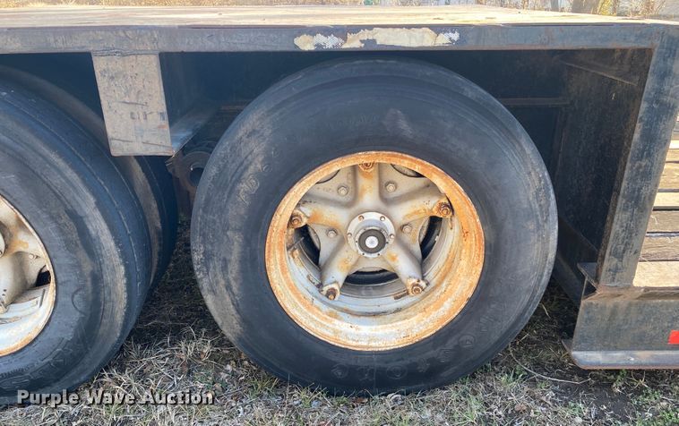 image for item DL6916 1977 Birmingham 822 DLS  lowboy equipment trailer