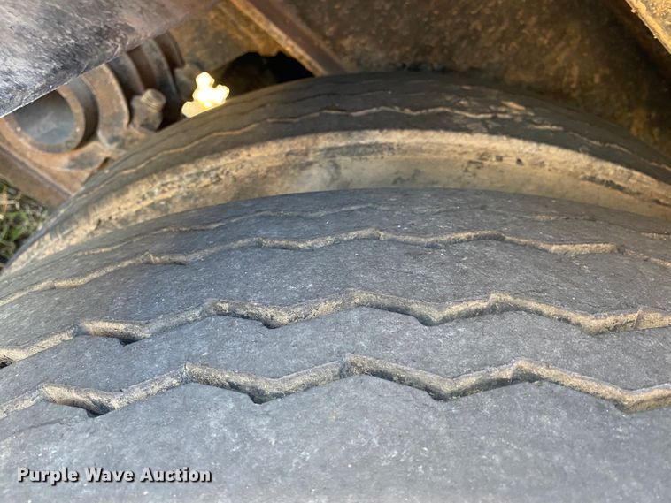 image for item DL6916 1977 Birmingham 822 DLS  lowboy equipment trailer