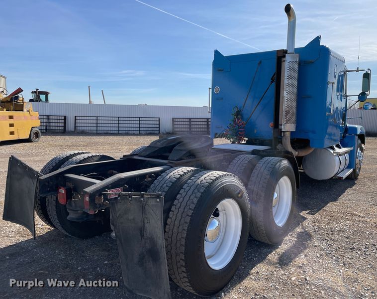 image for item DN0196 1994 Freightliner FLD120  semi truck