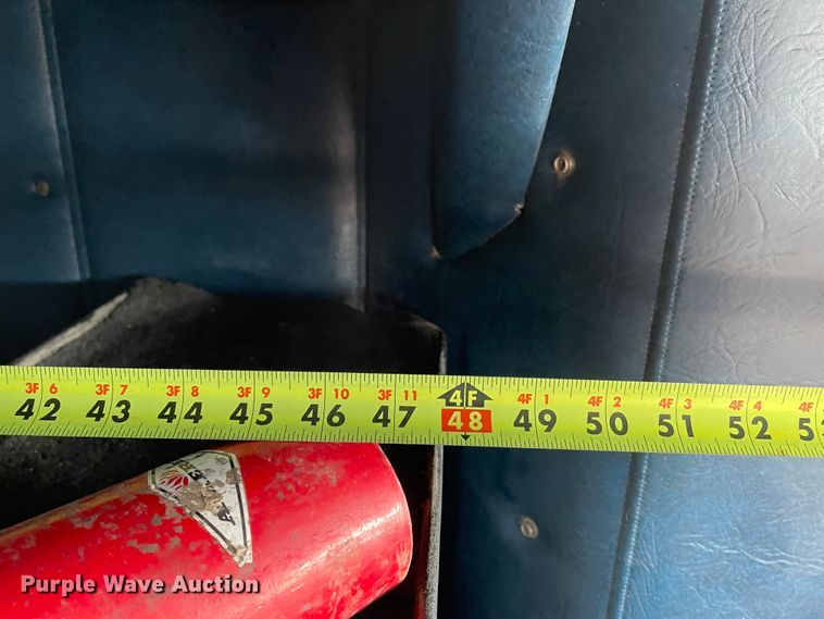 image for item DN0196 1994 Freightliner FLD120  semi truck