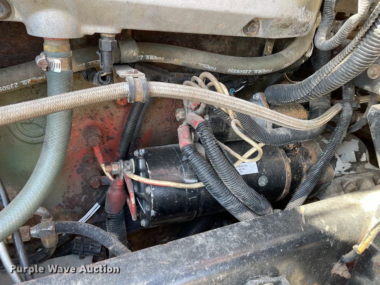 image for item DN0196 1994 Freightliner FLD120  semi truck