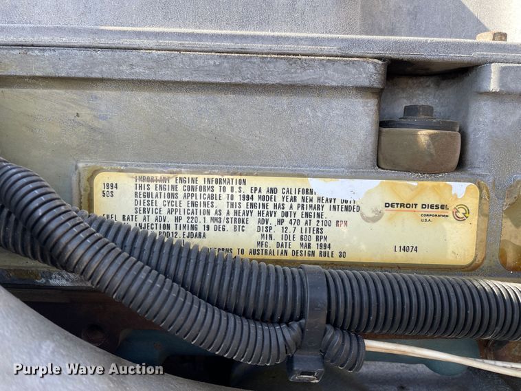 image for item DN0196 1994 Freightliner FLD120  semi truck