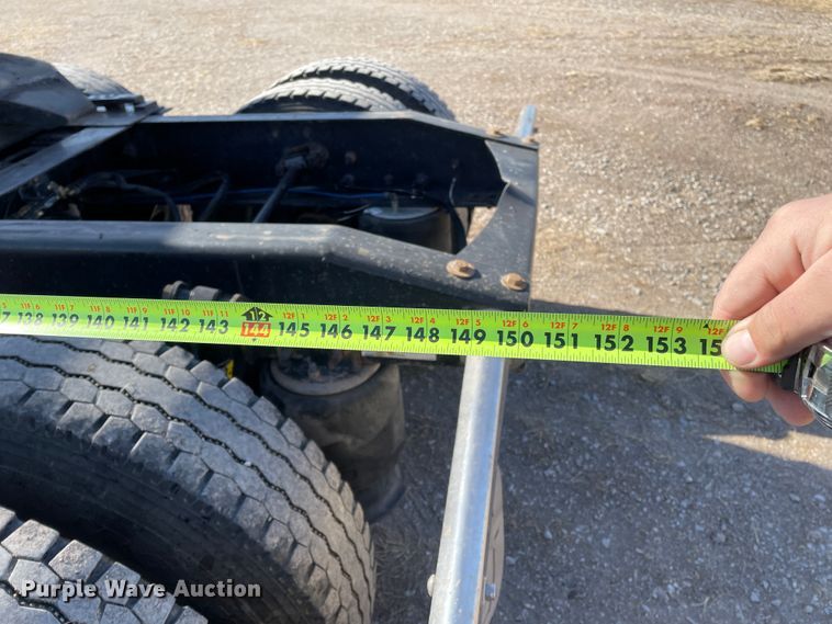 image for item DN0197 2005 Freightliner ST120  semi truck