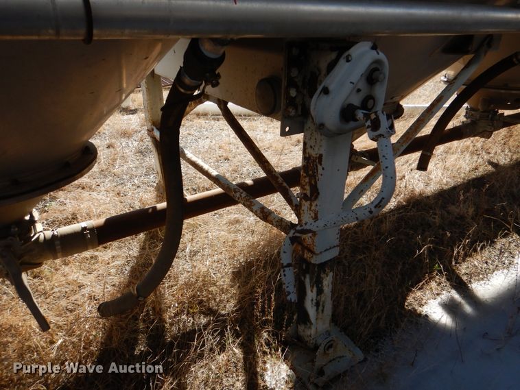 image for item DN6581 1998 Heil  pneumatic dry bulk trailer