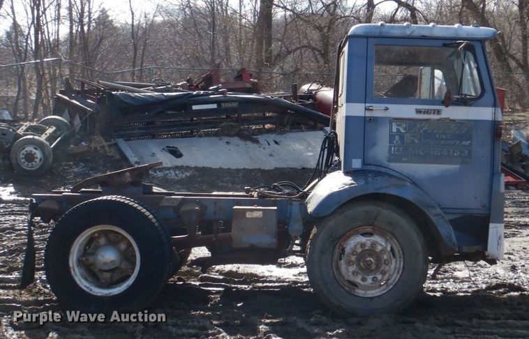 image for item DN7248 1973 White 1550T  semi truck