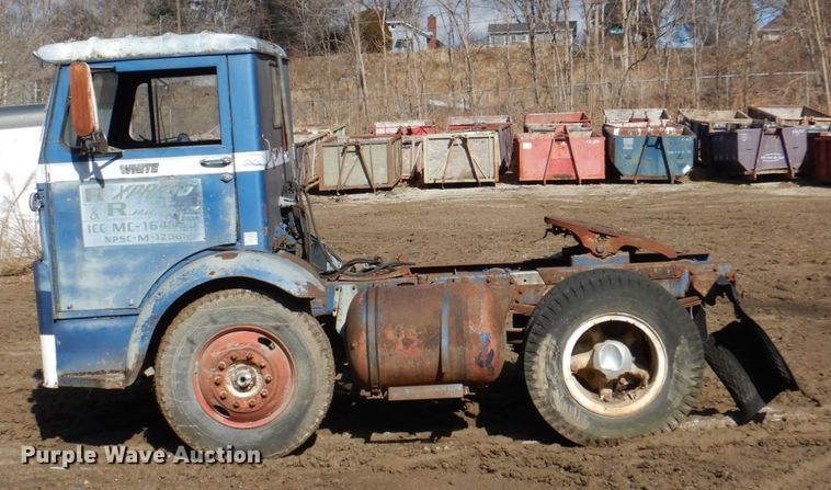image for item DN7248 1973 White 1550T  semi truck