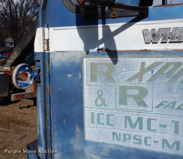 image for item DN7248 1973 White 1550T  semi truck