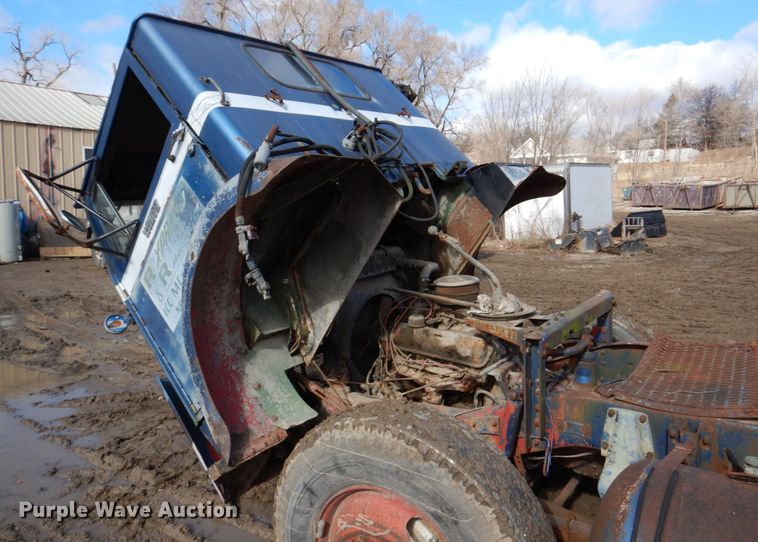 image for item DN7248 1973 White 1550T  semi truck