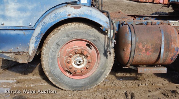 image for item DN7248 1973 White 1550T  semi truck