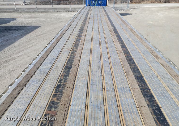 image for item HK9297 2016 Transcraft Eagle II  flatbed trailer