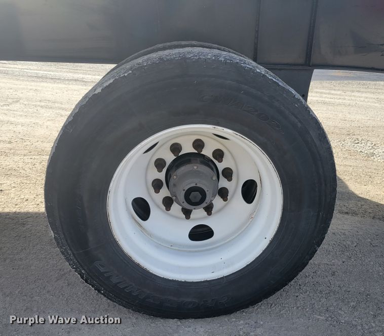 image for item HK9297 2016 Transcraft Eagle II  flatbed trailer