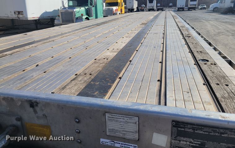 image for item HK9298 2015 Transcraft Eagle II  flatbed trailer