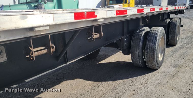image for item HK9298 2015 Transcraft Eagle II  flatbed trailer
