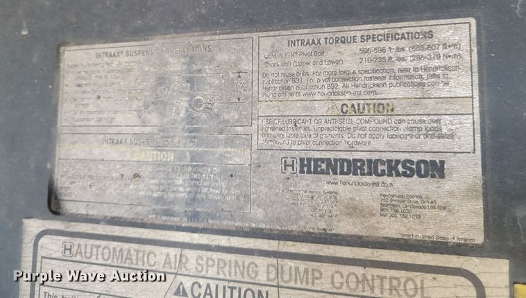 image for item HK9298 2015 Transcraft Eagle II  flatbed trailer