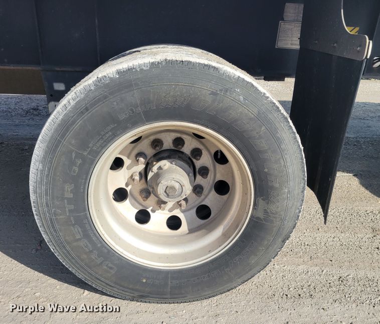 image for item HK9298 2015 Transcraft Eagle II  flatbed trailer