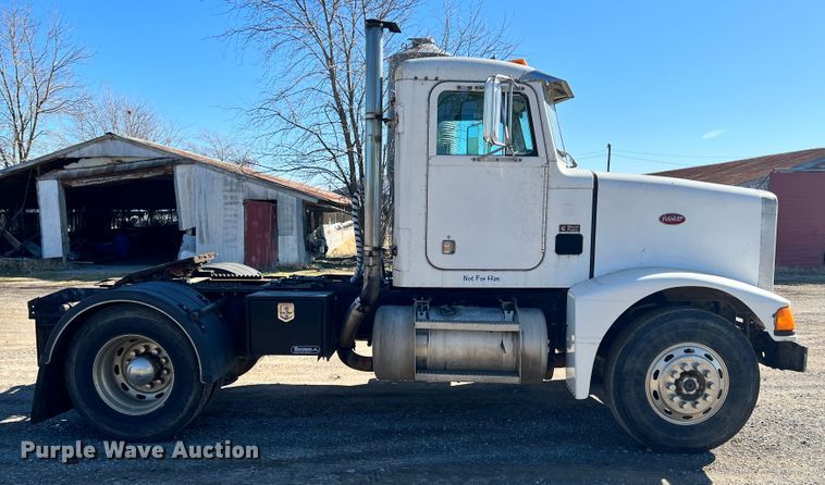 image for item ID9706 1989 Peterbilt 376  semi truck